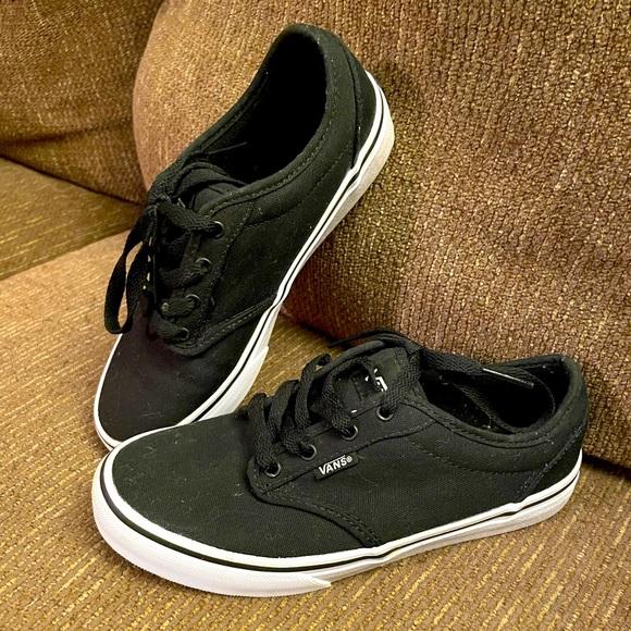 black vans size 4.5